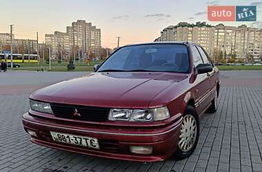 Седан Mitsubishi Galant 1992 в Львове