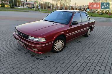 Седан Mitsubishi Galant 1992 в 