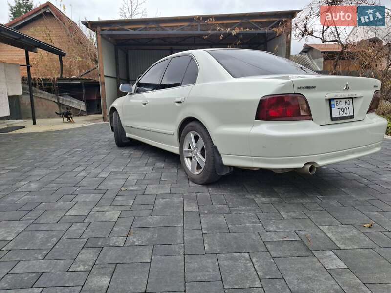 Седан Mitsubishi Galant 2003 в Львові
