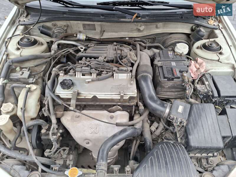 Седан Mitsubishi Galant 2003 в Львові