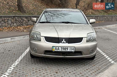 Седан Mitsubishi Galant 2007 в Киеве