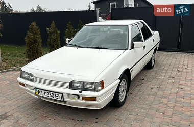 Седан Mitsubishi Galant 1986 в Киеве