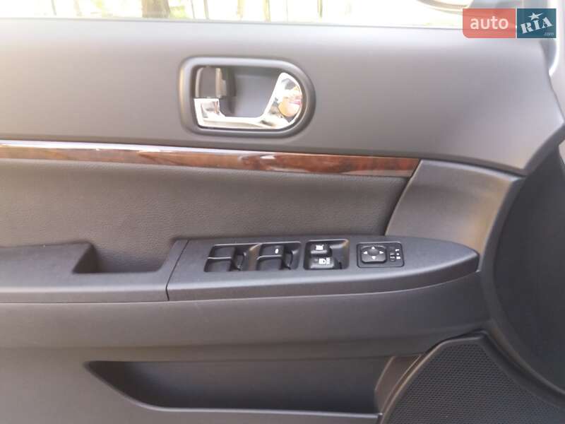 Седан Mitsubishi Galant 2008 в Києві