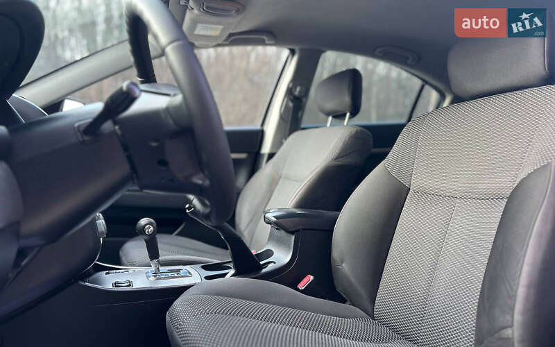 Седан Mitsubishi Galant 2008 в Черновцах