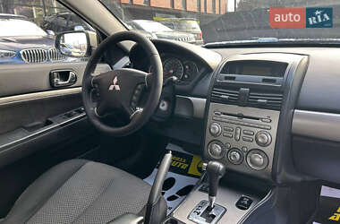 Седан Mitsubishi Galant 2008 в Чернівцях