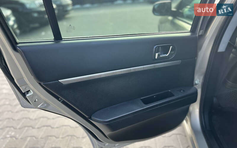 Седан Mitsubishi Galant 2008 в Черновцах