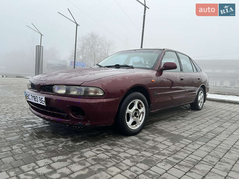 Седан Mitsubishi Galant 1994 в Ивано-Франковске