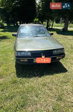 Седан Mitsubishi Galant 1986 в Тернополе