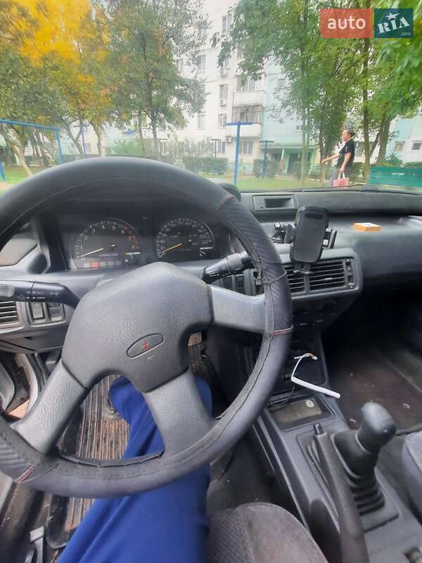 Лифтбек Mitsubishi Galant 1991 в Южном фото 3 Лифтбек Mitsubishi Galant 1991 в Южном