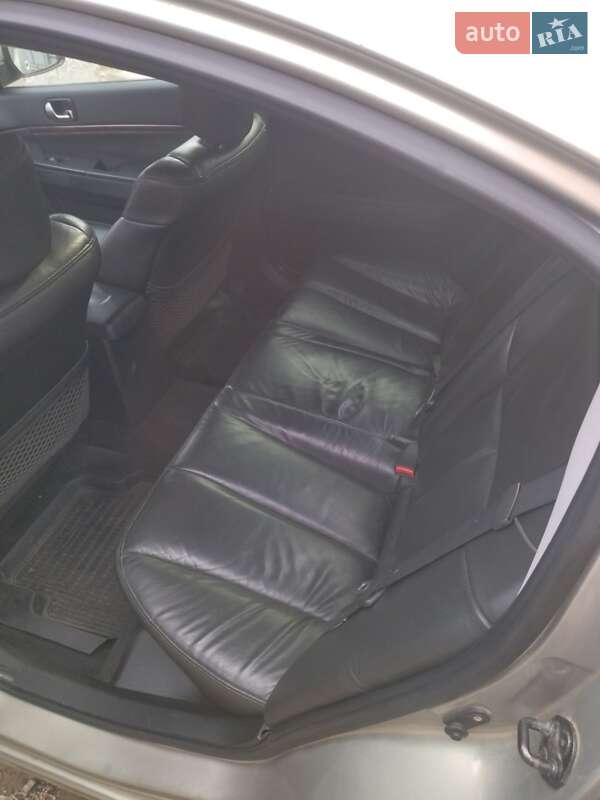 Седан Mitsubishi Galant 2008 в Лубнах