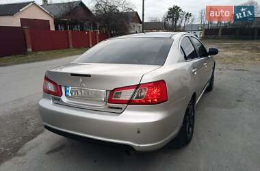 Седан Mitsubishi Galant 2008 в Звягелі