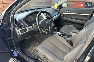 Седан Mitsubishi Galant 2007 в Черновцах