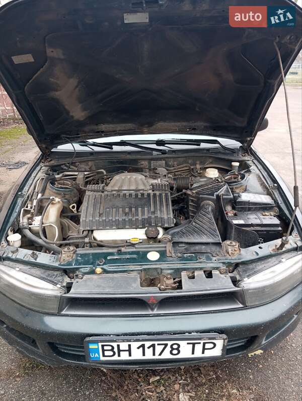 Седан Mitsubishi Galant 1997 в Доброславе