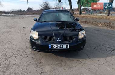 Седан Mitsubishi Galant 2004 в Остроге