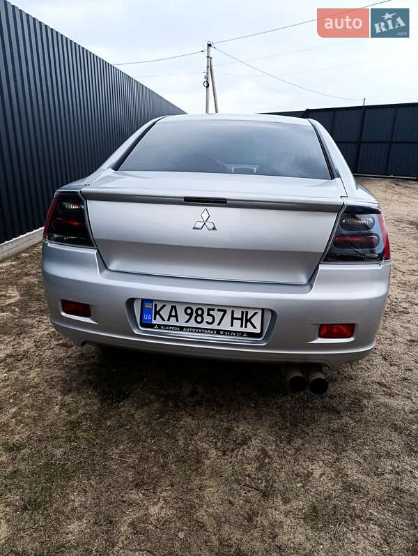 Седан Mitsubishi Galant 2007 в Киеве