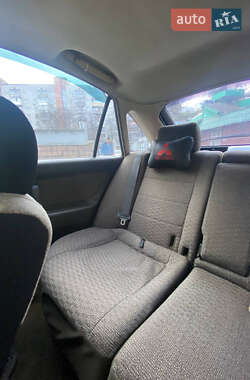 Лифтбек Mitsubishi Galant 1993 в 