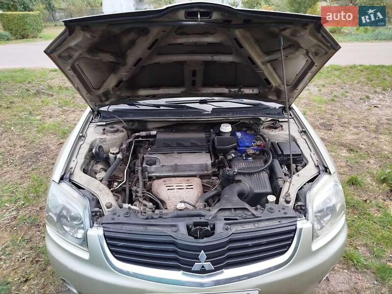 Седан Mitsubishi Galant 2007 в Узине