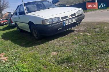 Седан Mitsubishi Galant 1988 в Лубнах