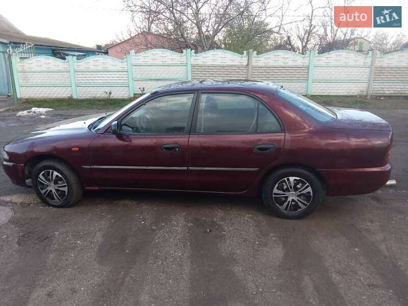 Седан Mitsubishi Galant 1994 в 