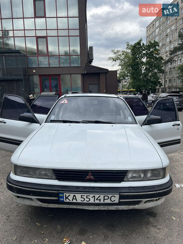 Mitsubishi Galant 1990
