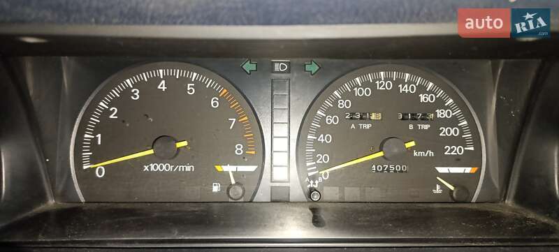 Седан Mitsubishi Galant 1993 в Києві