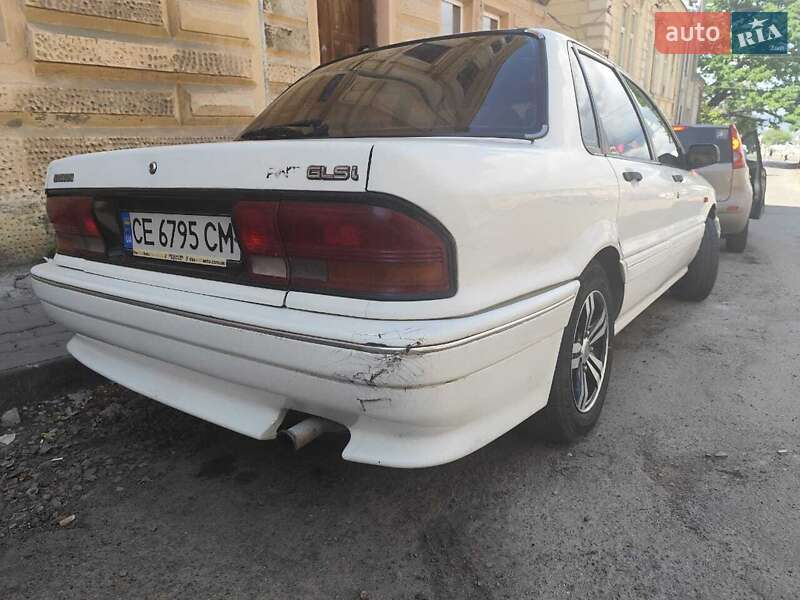 Седан Mitsubishi Galant 1992 в Черновцах