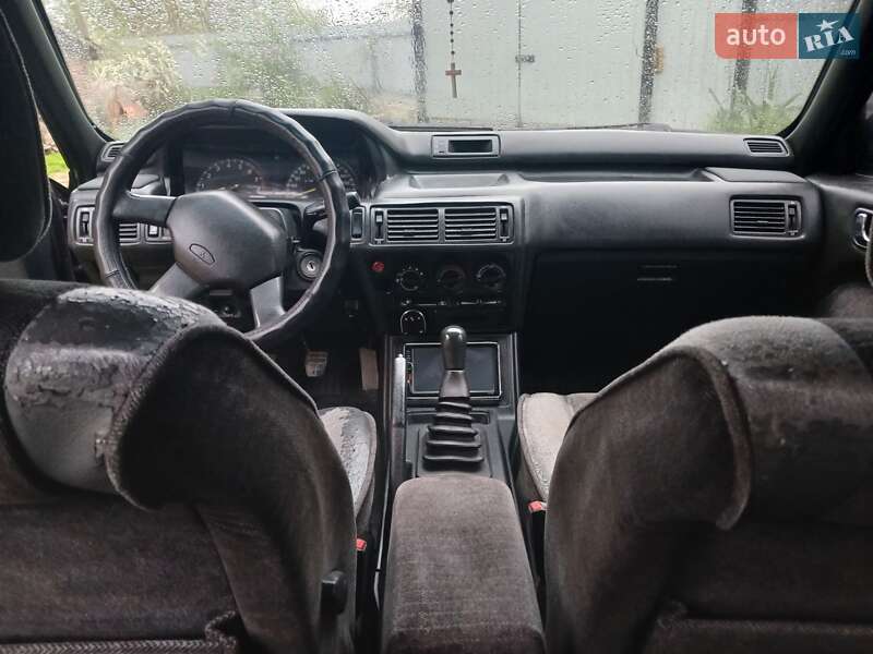 Седан Mitsubishi Galant 1991 в Гайсину