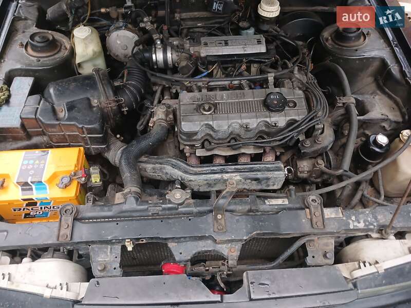 Седан Mitsubishi Galant 1991 в Гайсину