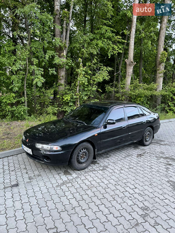Лифтбек Mitsubishi Galant 1993 в 