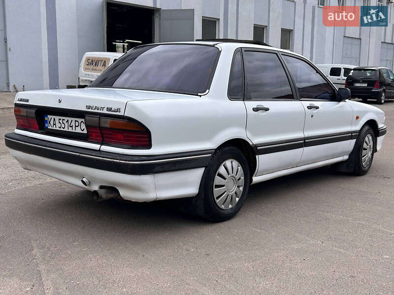 Седан Mitsubishi Galant 1990 в Києві