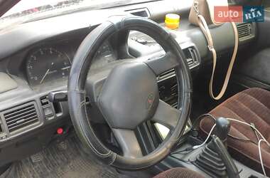 Седан Mitsubishi Galant 1988 в 