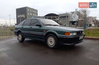 Ліфтбек Mitsubishi Galant 1989 в Миколаєві