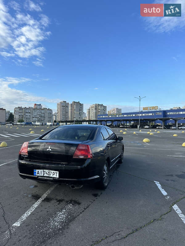 Седан Mitsubishi Galant 2004 в Киеве