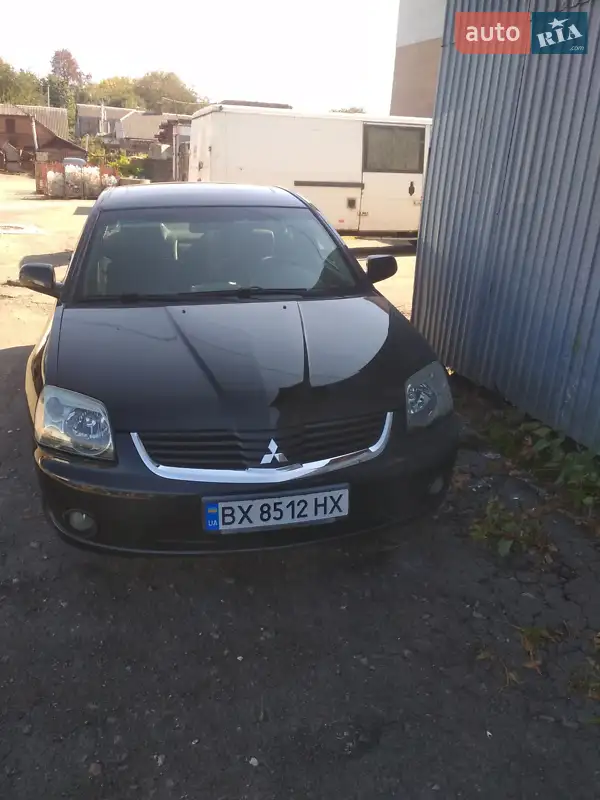 Mitsubishi Galant