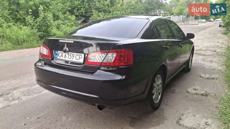 Седан Mitsubishi Galant 2008 в Киеве