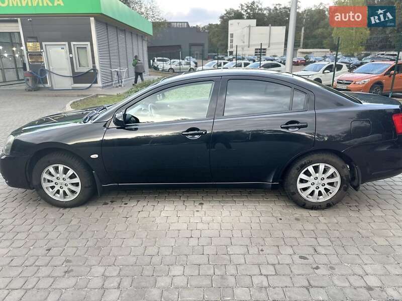 Седан Mitsubishi Galant 2009 в Киеве