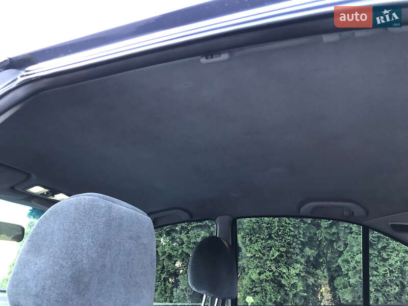 Седан Mitsubishi Galant 1998 в Теплодаре