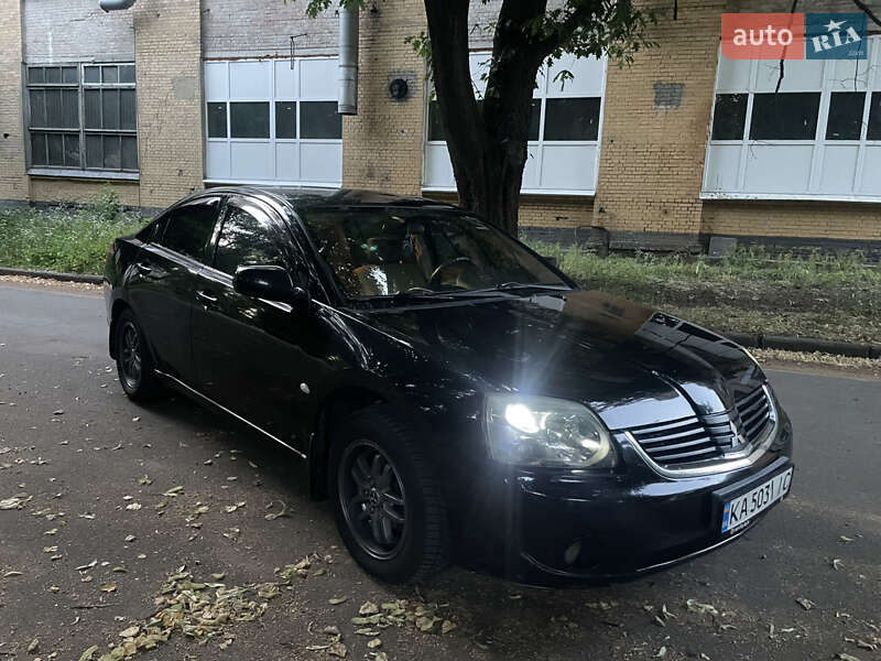Седан Mitsubishi Galant 2007 в Киеве