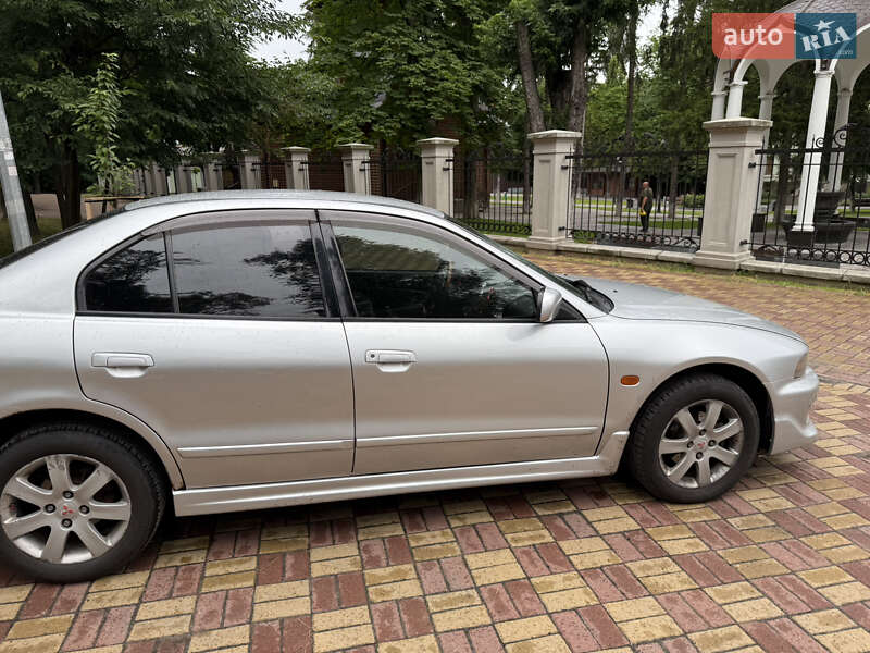 Седан Mitsubishi Galant 1998 в Киеве