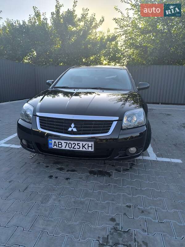 Седан Mitsubishi Galant 2008 в Виннице