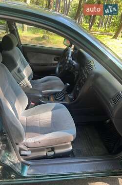 Седан Mitsubishi Galant 1996 в Светловодске