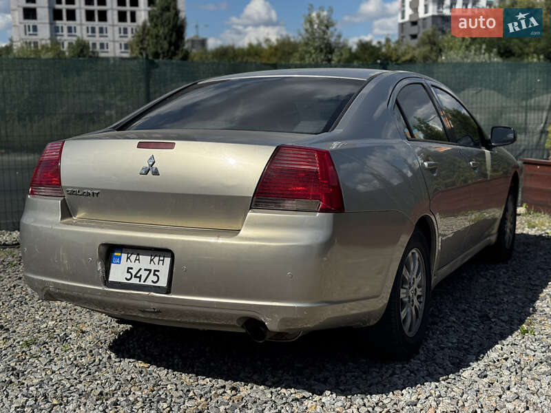 Седан Mitsubishi Galant 2007 в Киеве