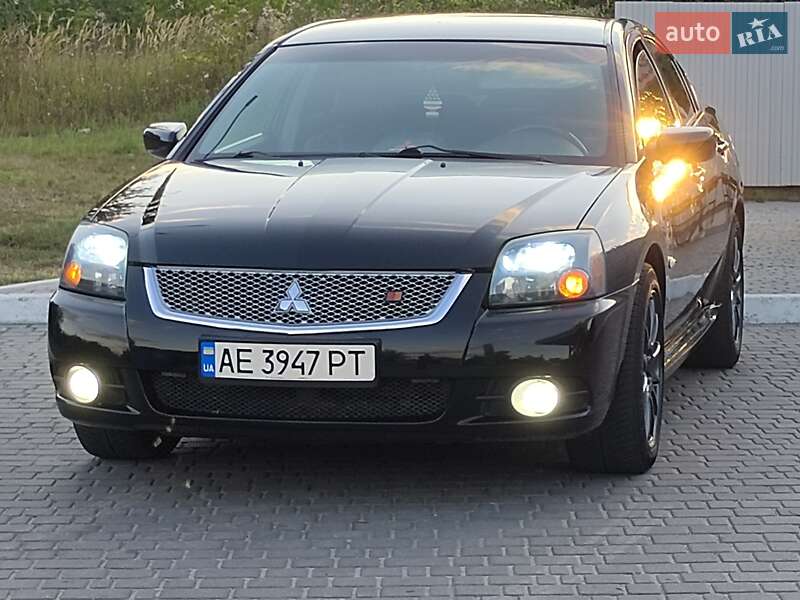 Mitsubishi Galant 2008