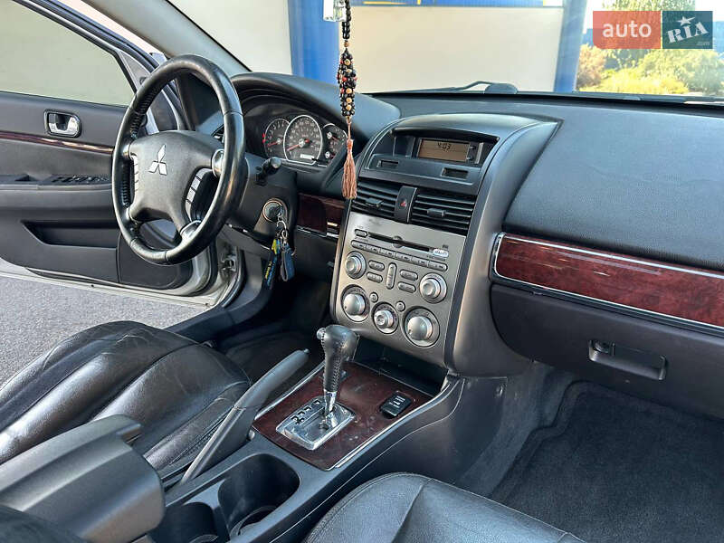 Седан Mitsubishi Galant 2008 в Дніпрі