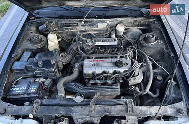 Седан Mitsubishi Galant 1991 в Львове