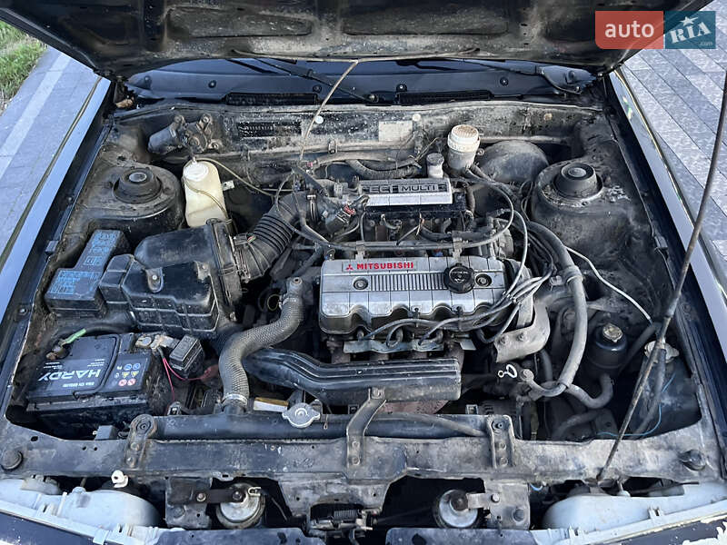 Седан Mitsubishi Galant 1991 в Львове