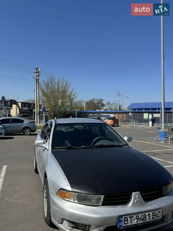 Mitsubishi Galant 2002