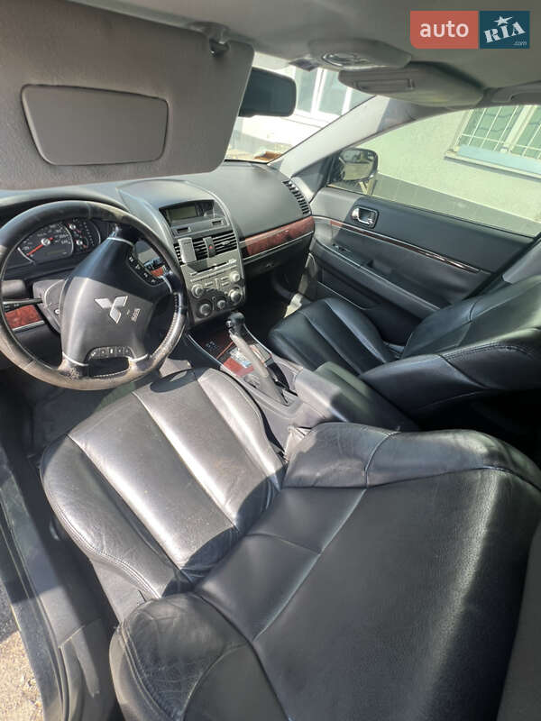 Седан Mitsubishi Galant 2008 в Днепре