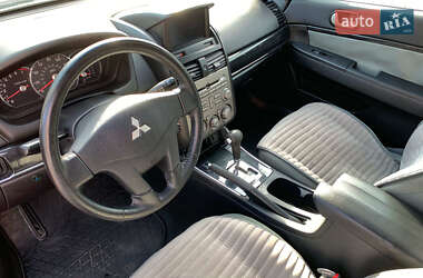 Седан Mitsubishi Galant 2012 в 