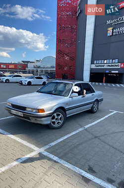 Седан Mitsubishi Galant 1988 в 